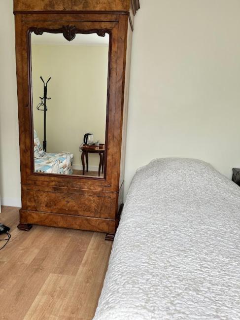 Bed and Breakfast La Tour Cachee Mortain-Bocage Zewnętrze zdjęcie